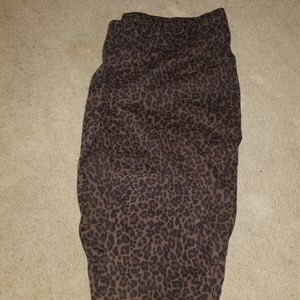 Leopard print jeggings with pockets